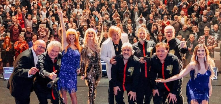 45364261_10156705205478718_4243790969666797568_n