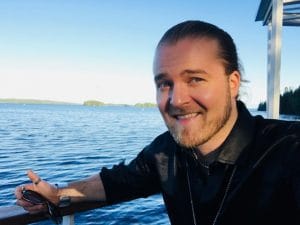 36857654_957952807741172_2874265000078213120_n