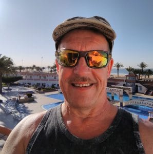 Lare Siltala Kanarialla Tanssitähdet paistattelevat etelän auringossa huh hellettä onko suomessa mikä keli | tanssiin Fi