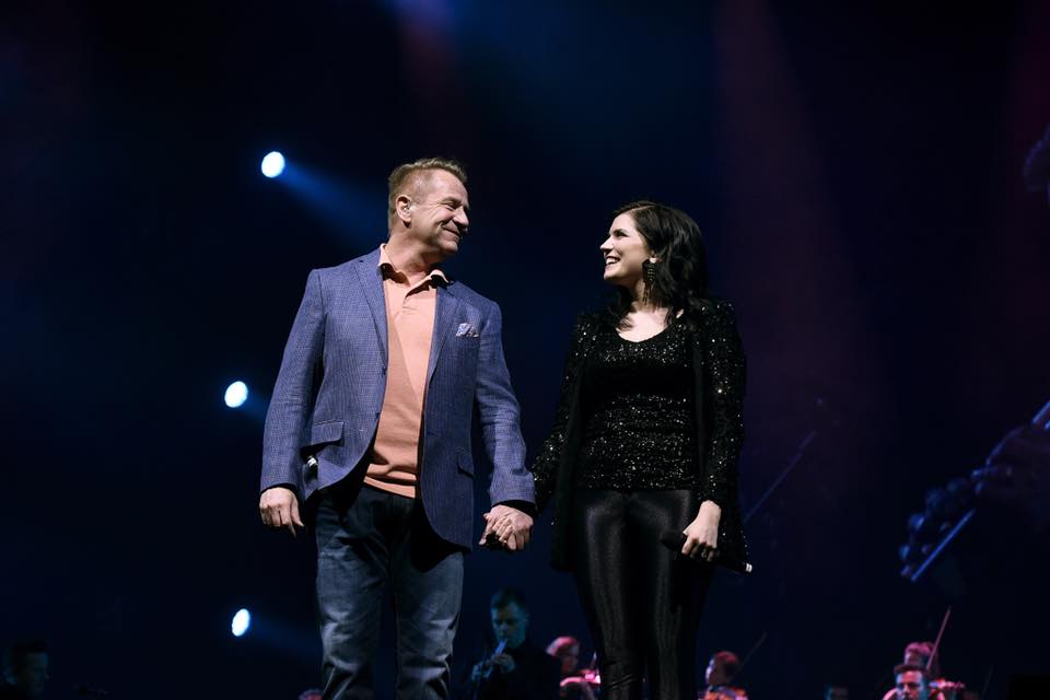 Suvi & Olli Suvi teräsniskalta tunteikas purkautuminen olli lindholmista hyvää ystävänpäivää sinne jonnekin | tanssiin Fi