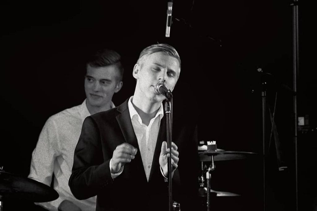 Aleksi Yli-Sissala Komiat
