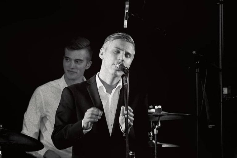 Aleksi Yli-Sissala Komiat