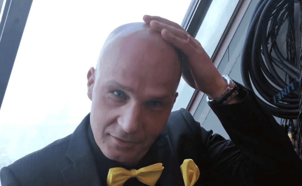 Video marko maunuksela on tyyliniekka tykkään pukea kukkia ja väriä   poltti päälakensa | tanssiin Fi