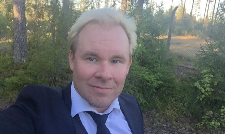 Teemu Harjukari selfie