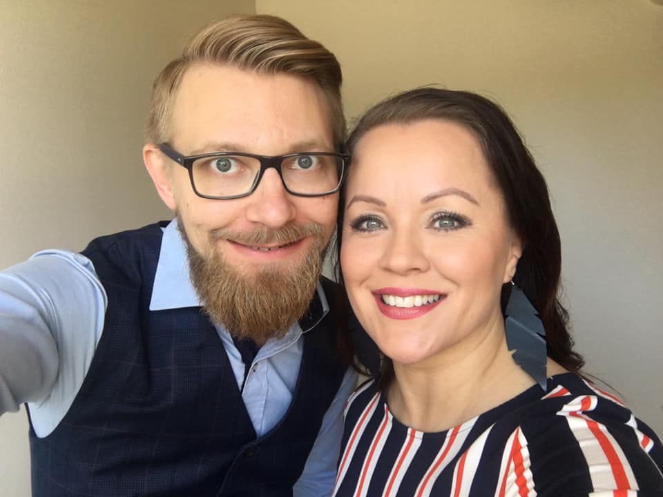 Heidi Pakarinen ja Sami Hopponen Heidi pakarisen ja karavaanin yhteistyö päättyi olen surrut jo jonkin aikaa | tanssiin Fi