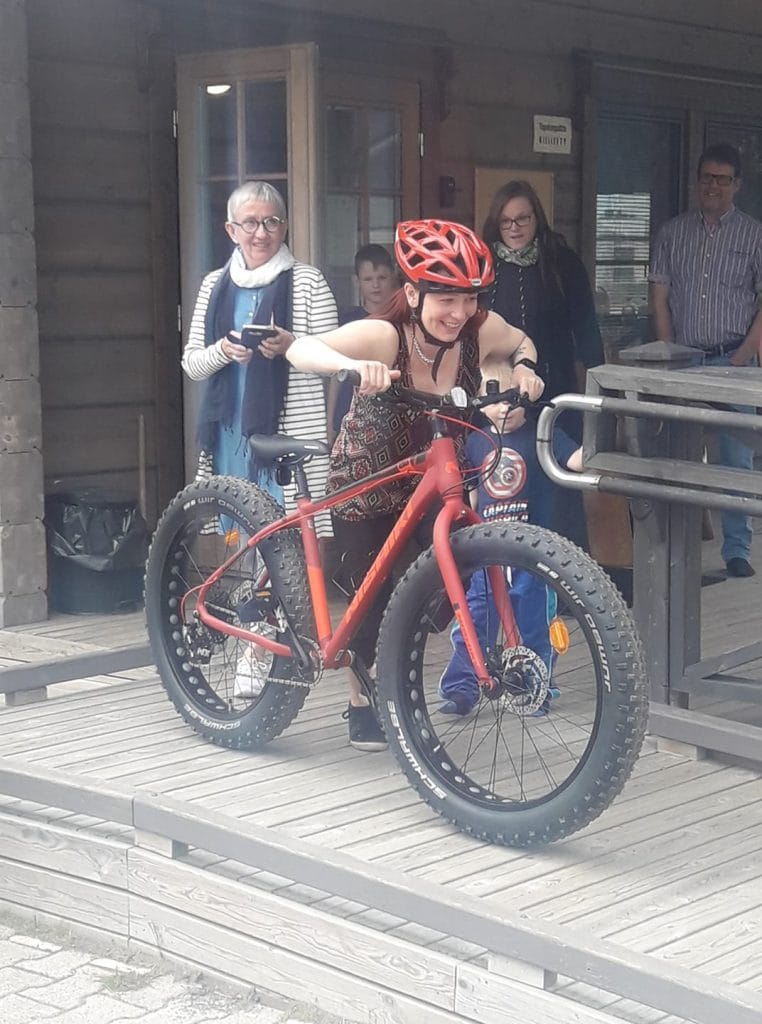 Jaska mäkyseltä erikoisalbumi levytimme livenä kotikirkossani   kuuntele upea nocturne | tanssiin Fi