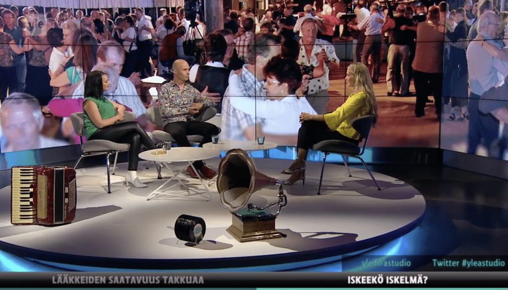 Näyttökuva 2019-7-22 kello 21.22.03 Marko maunuksela ripitti a studiossa tv ja radiokanavia miksi tanssi iskelmä on pimennossa | tanssiin Fi