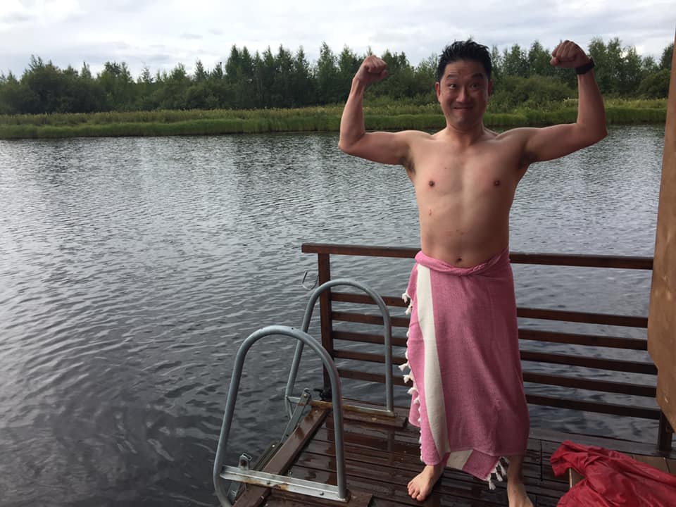 Saunalautta Tango hanski tähdittää korealaista matkailuohjelmaa lapista 8 miljoonaa katsojaa | tanssiin Fi