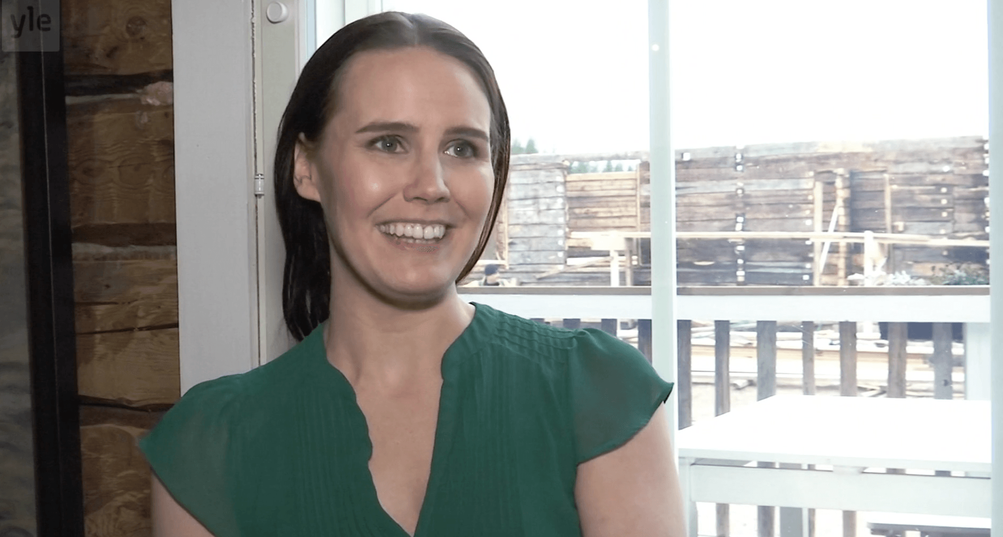 Anne mattilan pohjalaistalon siirto pääsi ylen tv uutisiin   katso | tanssiin Fi