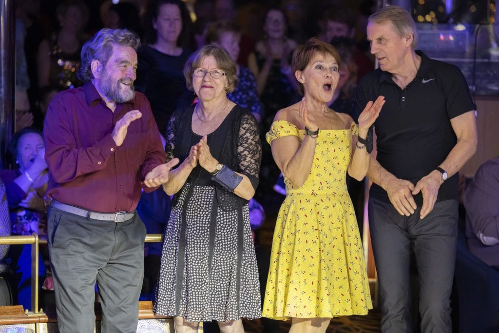 Video jussi jouni ja matti naurattivat talkshowssa kehuja possulaulua ja sanaselityksiä | tanssiin Fi