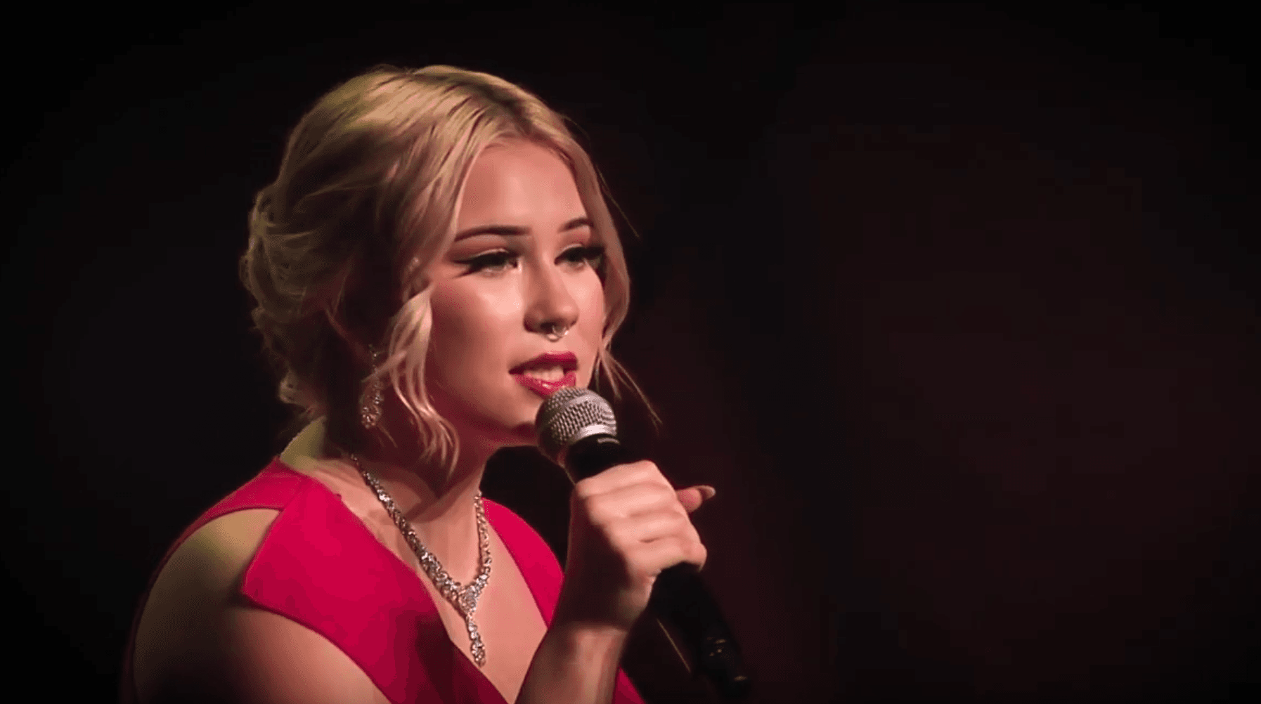 Kaunista tulkintaa katso senja myllerin esitykset isoisänsä reijo taipaleen muistokonsertissa | tanssiin Fi