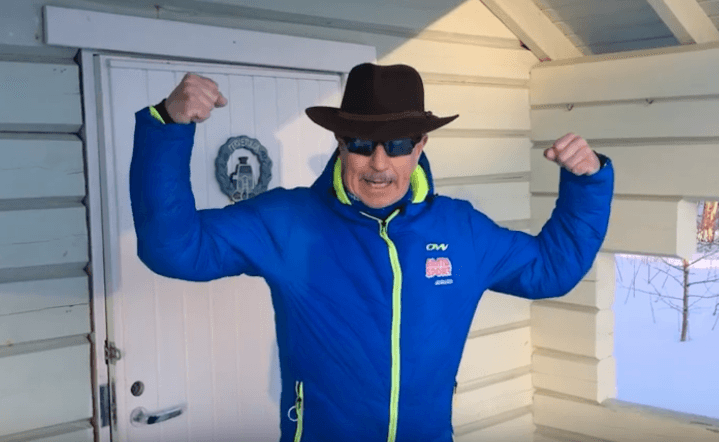 Lasse Hoikka karanteenistudio Lasse hoikalla karanteenistudio lapissa katso hilpeät lauluvideot | tanssiin Fi