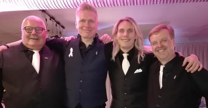 Jyrki nurminen päätti lopettaa kättelyt ja muut lähikontaktit keikoilla  muut orkesterit seuraavat | tanssiin Fi