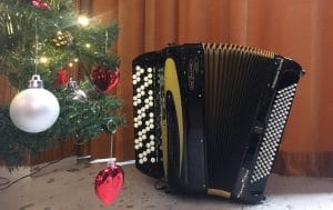 Hiljainen haitari Jouluiset artistiterveiset vol 6 sami hopponen | tanssiin Fi