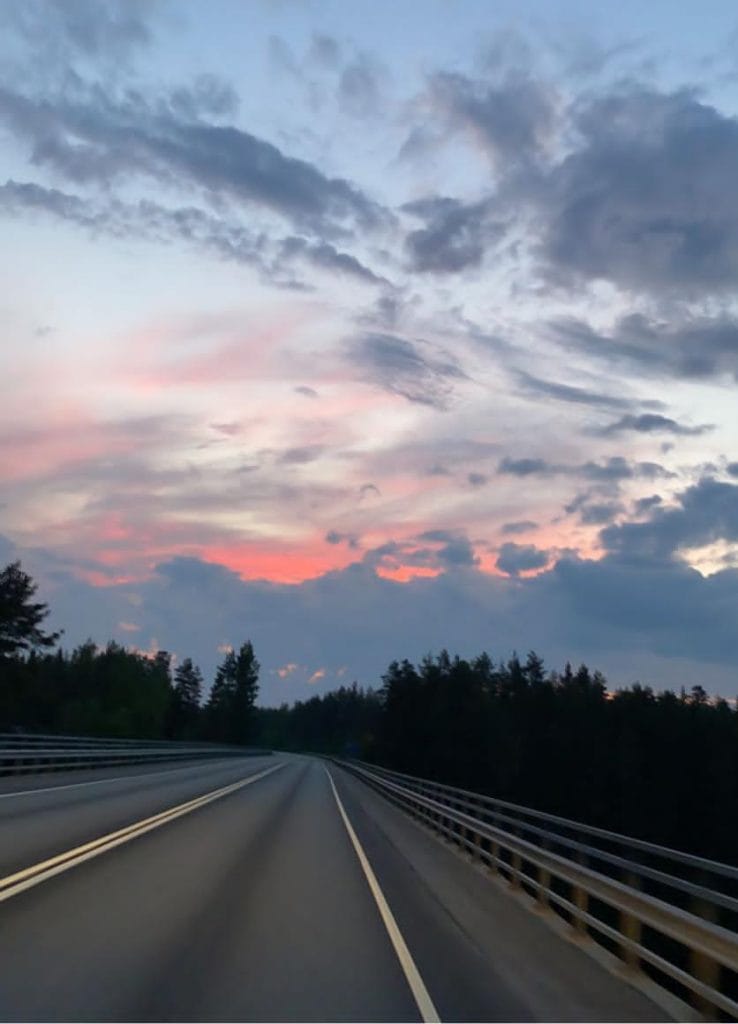 tÄmÄ on yltiÖihanaa  | tanssiin Fi