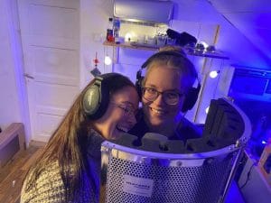 Heidi Pakarinen ja Helmi Pohjonen