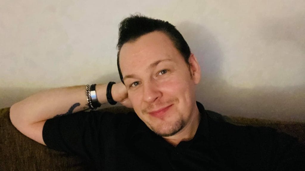 Kari Hirvonen 2021 kotona