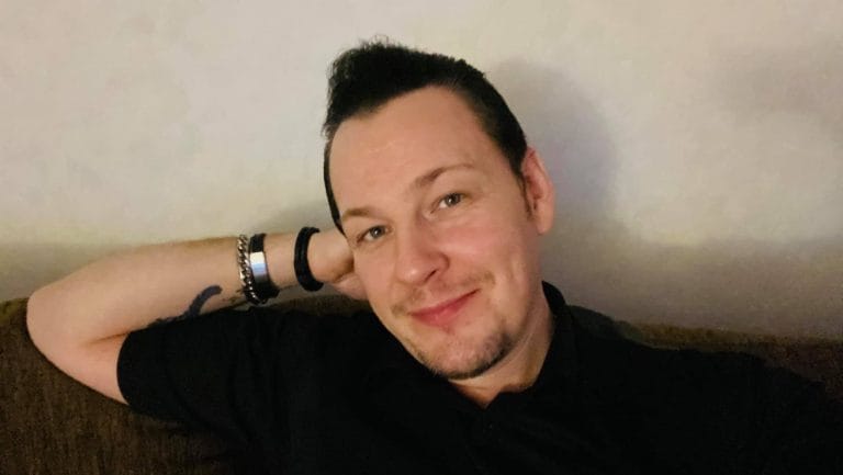 Kari Hirvonen 2021 kotona