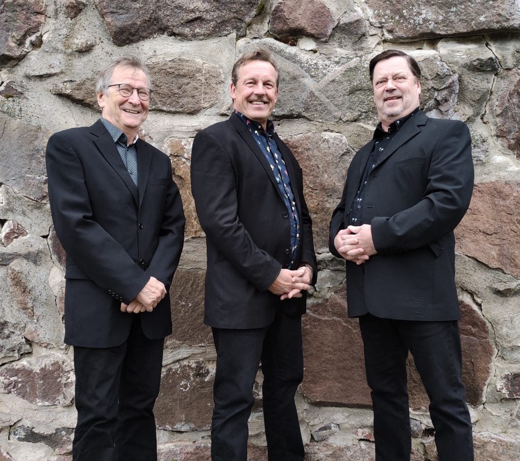 Lare siltala joutui aikaistamaan eläketyötään  iloitsee Ässistä tanssittaja titteli toi tipan silmäpieleen | tanssiin Fi