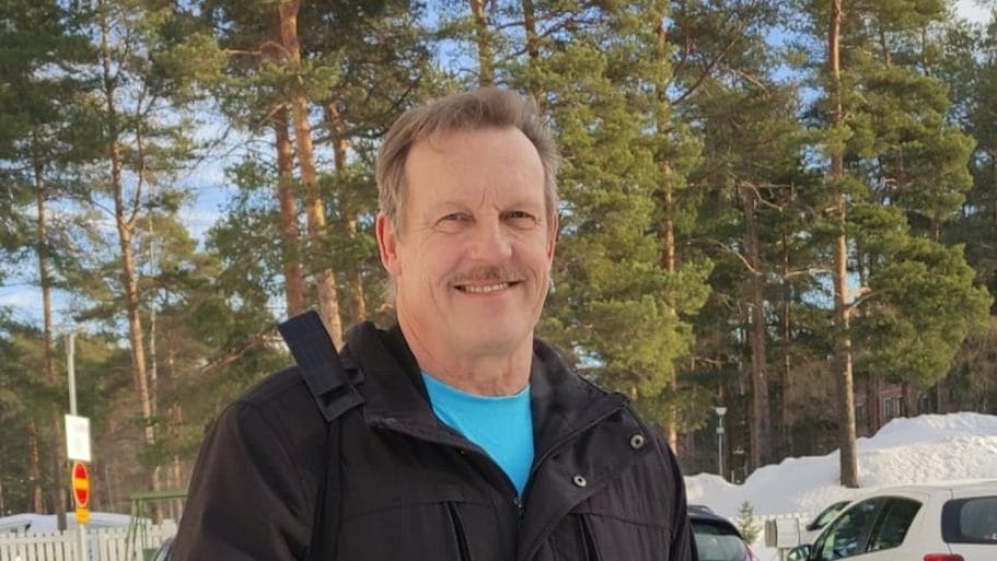 Lare siltala joutui aikaistamaan eläketyötään  iloitsee Ässistä tanssittaja titteli toi tipan silmäpieleen | tanssiin Fi