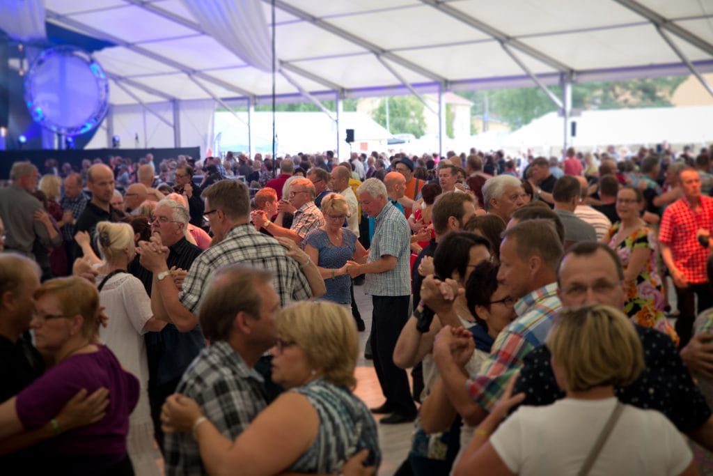 Tanssia Iskelmäviikko