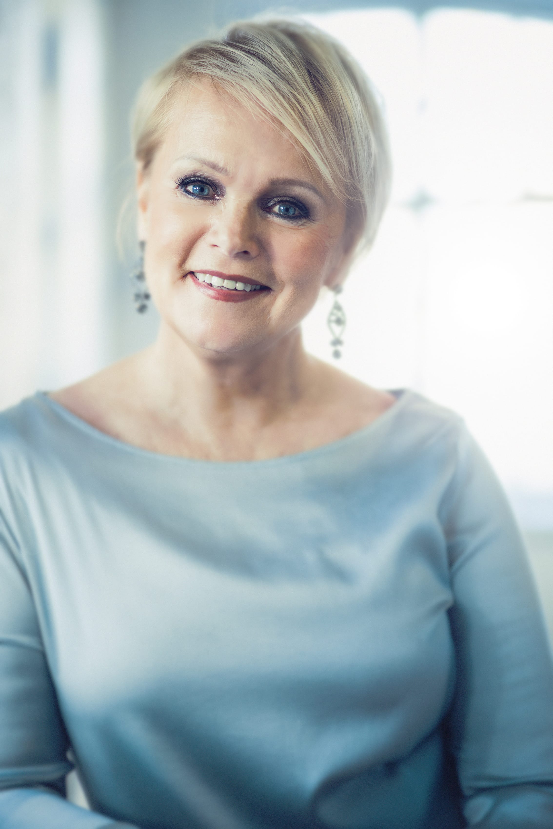 Katri helena tähdittää ylen suurta ukraina tukikonserttia nyt pitää auttaa | tanssiin Fi