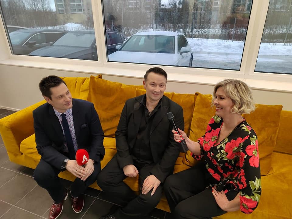 Nyt ne alkavat katso tanssi kanssain  tähtilista  tv tansseissa uudet juontajat | tanssiin Fi