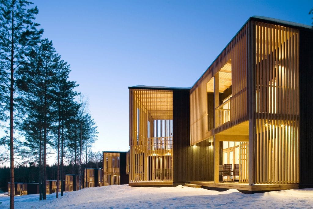 Anttolanhovi konkurssiin  tanssit loppuivat kuin seinään | tanssiin Fi