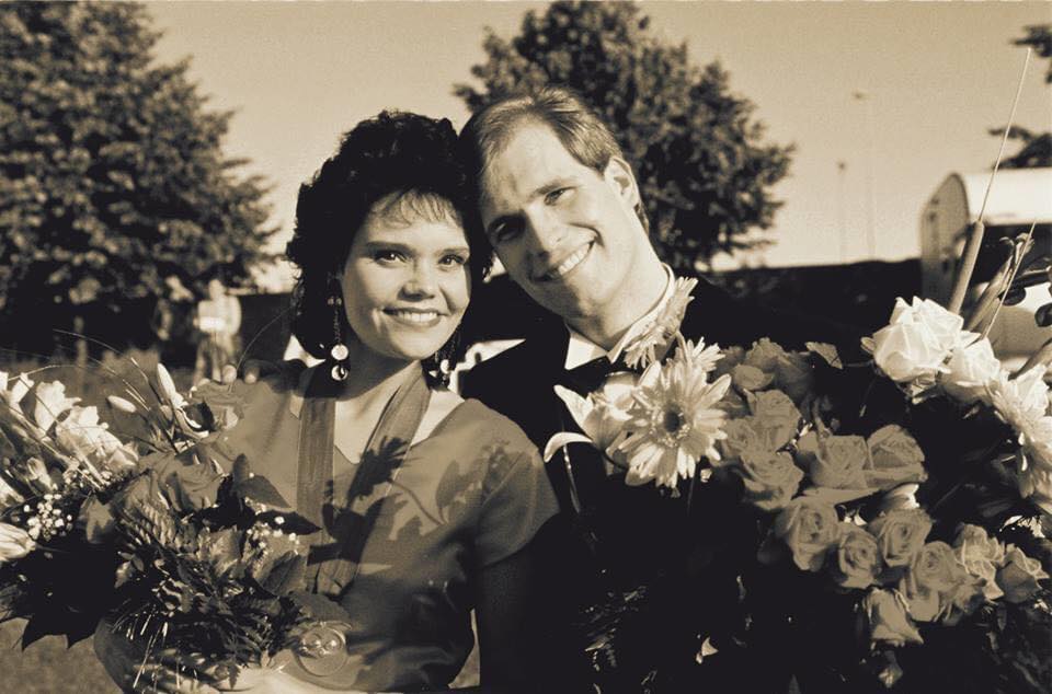 Yön kuningatar eija kantola jätti sairaanhoitajan työt tangon takia  eikä ole katunut palo laulamiseen oli niin kova | tanssiin Fi