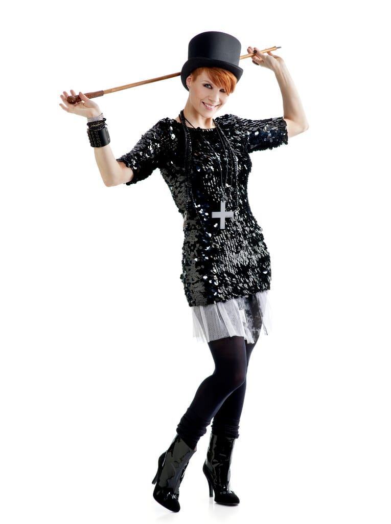 Heidi kyrö juhlii 30 vuotista uraansa jos en laulaisi olisin hiihtäjä  katso video | tanssiin Fi