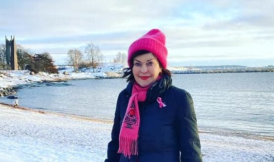 Paula Koivuniemi 2023 Paula koivuniemi iloitsee valtio myönsi taiteilijaeläkkeen | tanssiin Fi