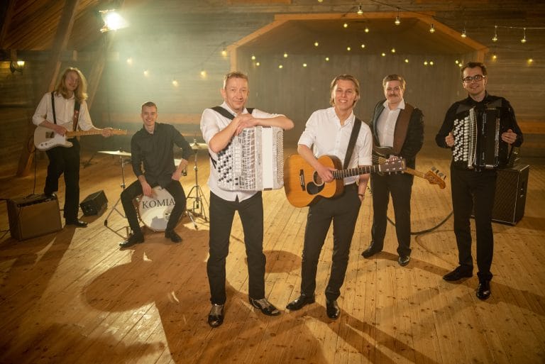 komiat_simo-silmu_kuvaaja_ville-heikkarainen