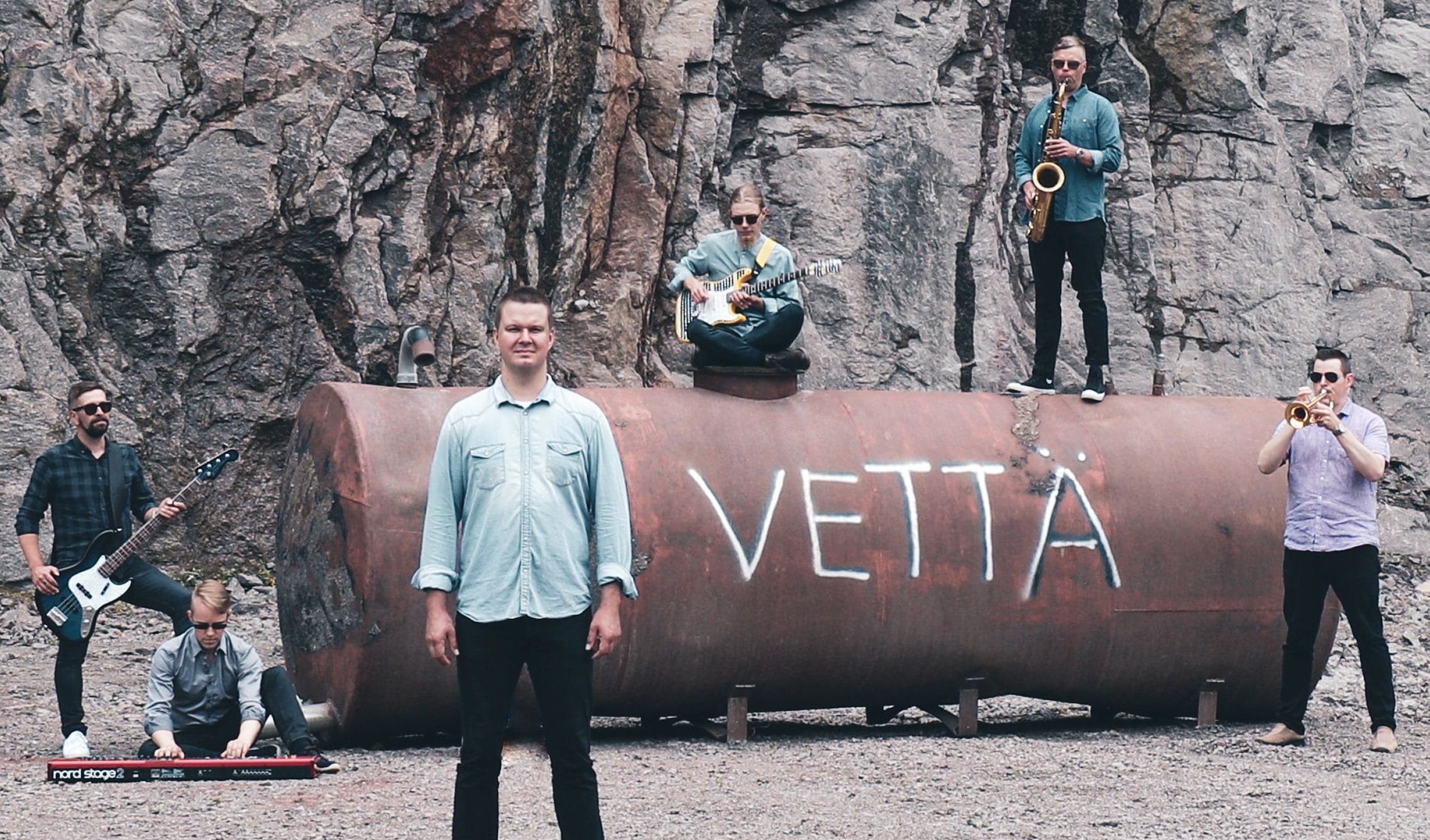 Kestosuosittu sinitaivas äänitti erilaisen häälaulun lopussa yllätys | tanssiin Fi