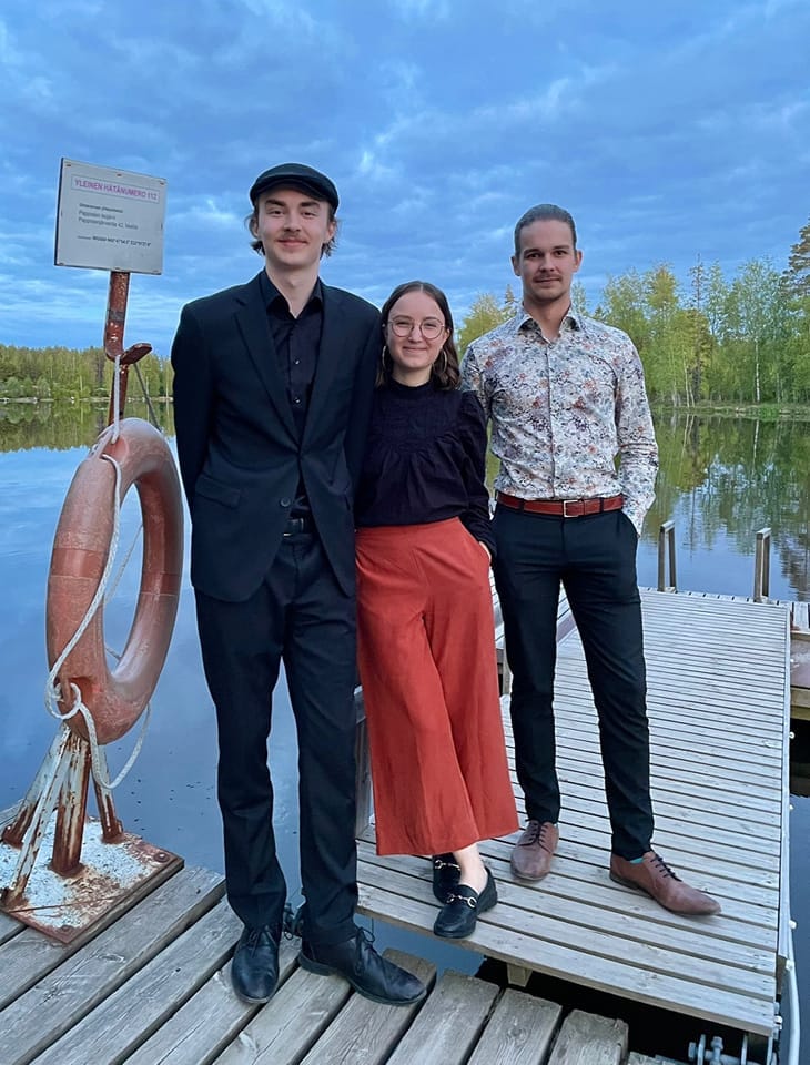 Komiat keikkailee uuden orkesterin kanssa haluamme auttaa nuorempia soittajia alalle | tanssiin Fi