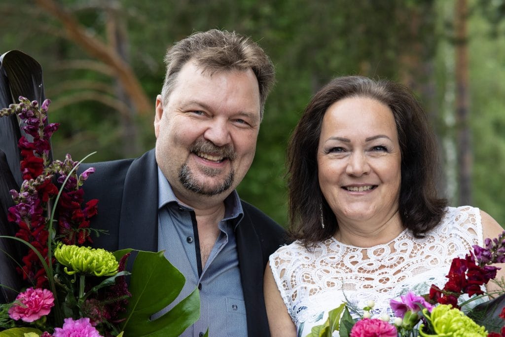 Oho Sonja lindemanille kävi kiuruvedellä yhtä huonosti kuin kyösti veljelle tangoilla | tanssiin Fi