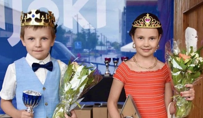 Aku ja ellen kruunattiin tangovekaroiksi  katso kaikki satumaa kisan voittajat | tanssiin Fi