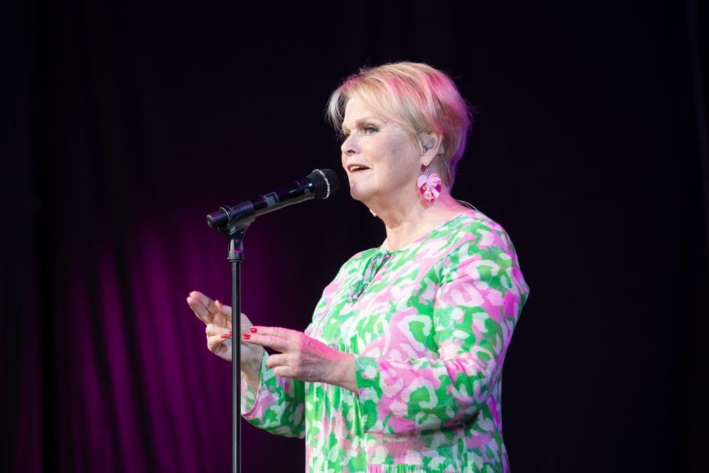 Katri Helena laulu 2023