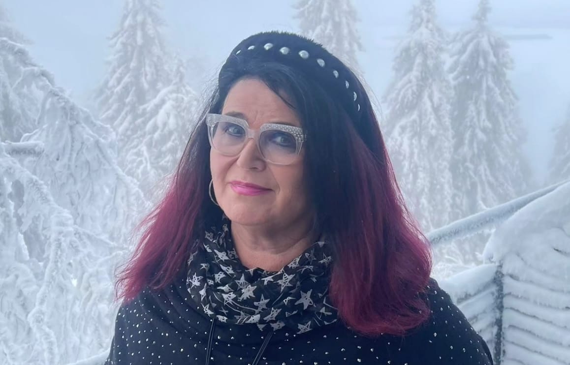 Meiju Suvas 2023 Meiju suvas hautasi äitinsä oli tunteikas päivä | tanssiin Fi