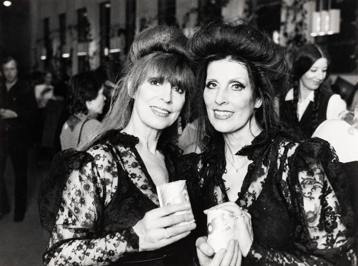 Aira samulinin tanssijasisko on kuollut lähti miltei käsi kädessä sisarensa kanssa | tanssiin Fi