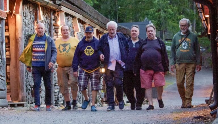 Seitsemän seinähullua veljestä 2024