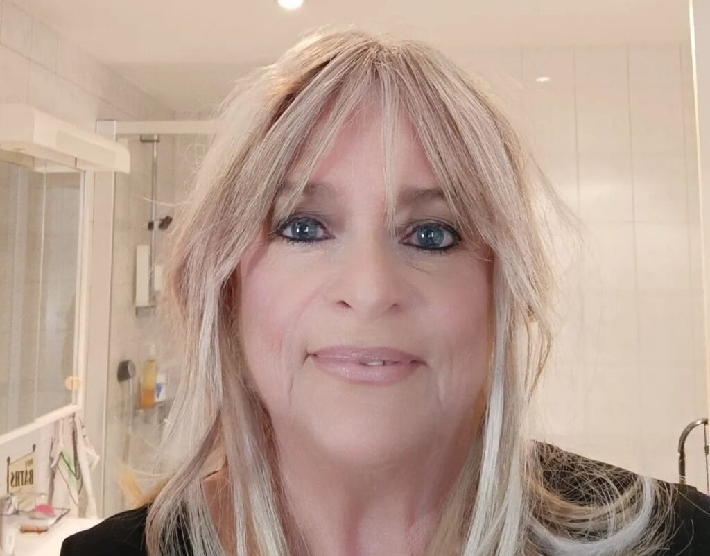 Marion Rung kasvot 2024