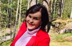 Paula Koivuniemi 2022 ulkona