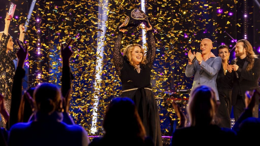 Uuden sinkun laulanut teemu roivainen lähtee kiertueelle tähdet tähdet  voittajan hanna kinnusen kanssa | tanssiin Fi