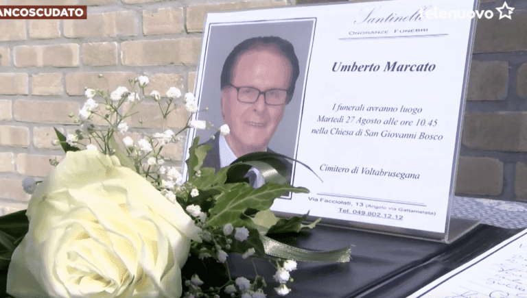 Marcato siunaustilaisuus.58