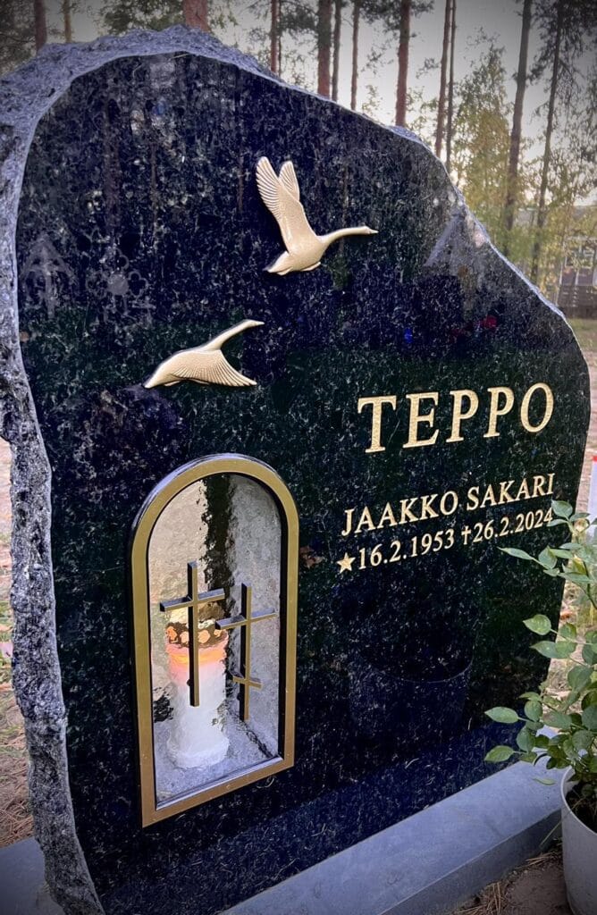 Näin eleettömän kaunis on jaakko tepon hautakivi | tanssiin Fi