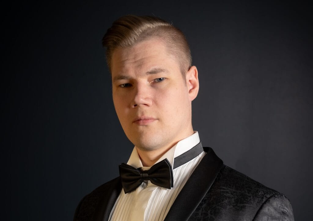 Harri Hautaniemi Promo02-2