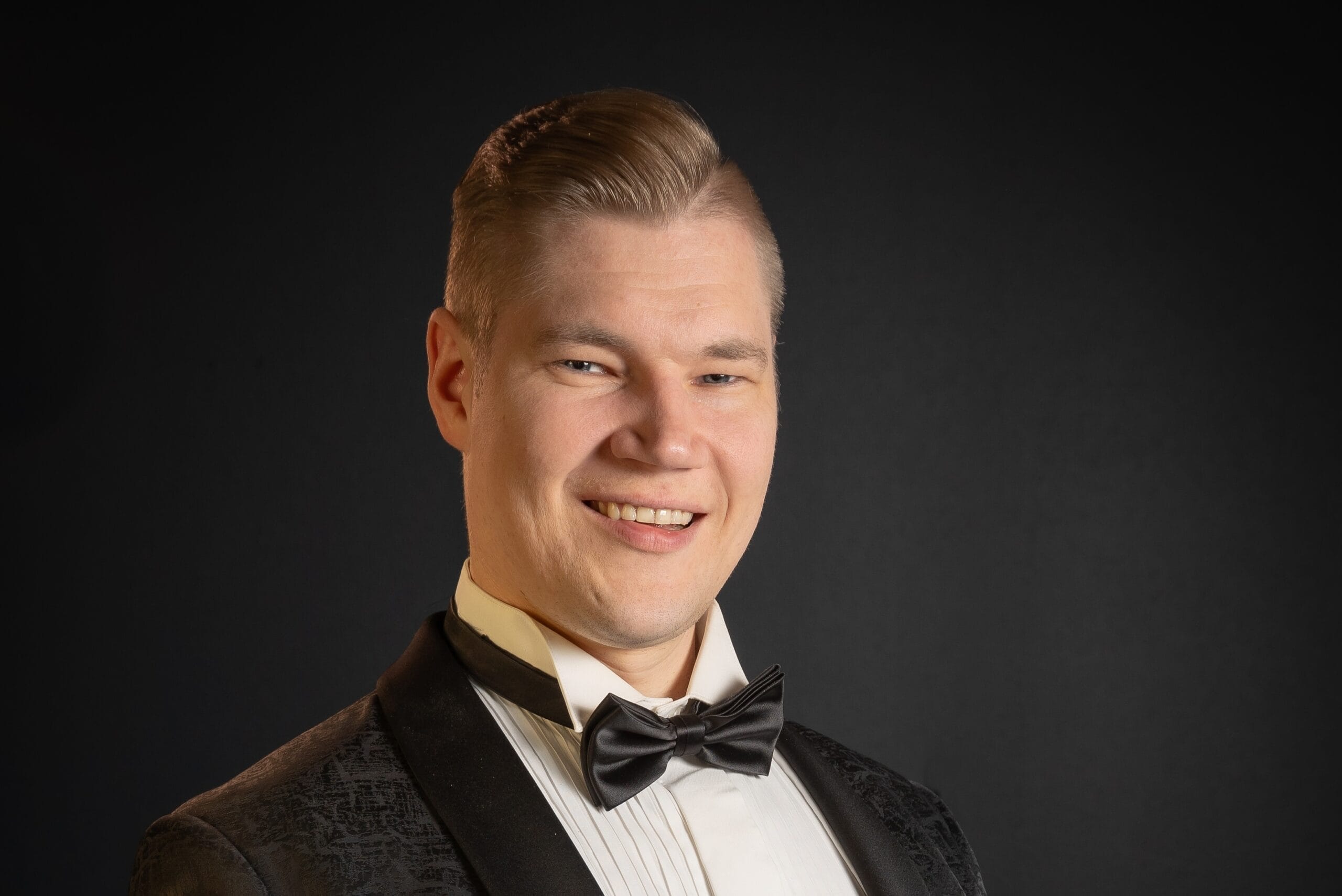 Suomen Suosituimmat Naisartistit 2025 Tanssikansa nesti 10 