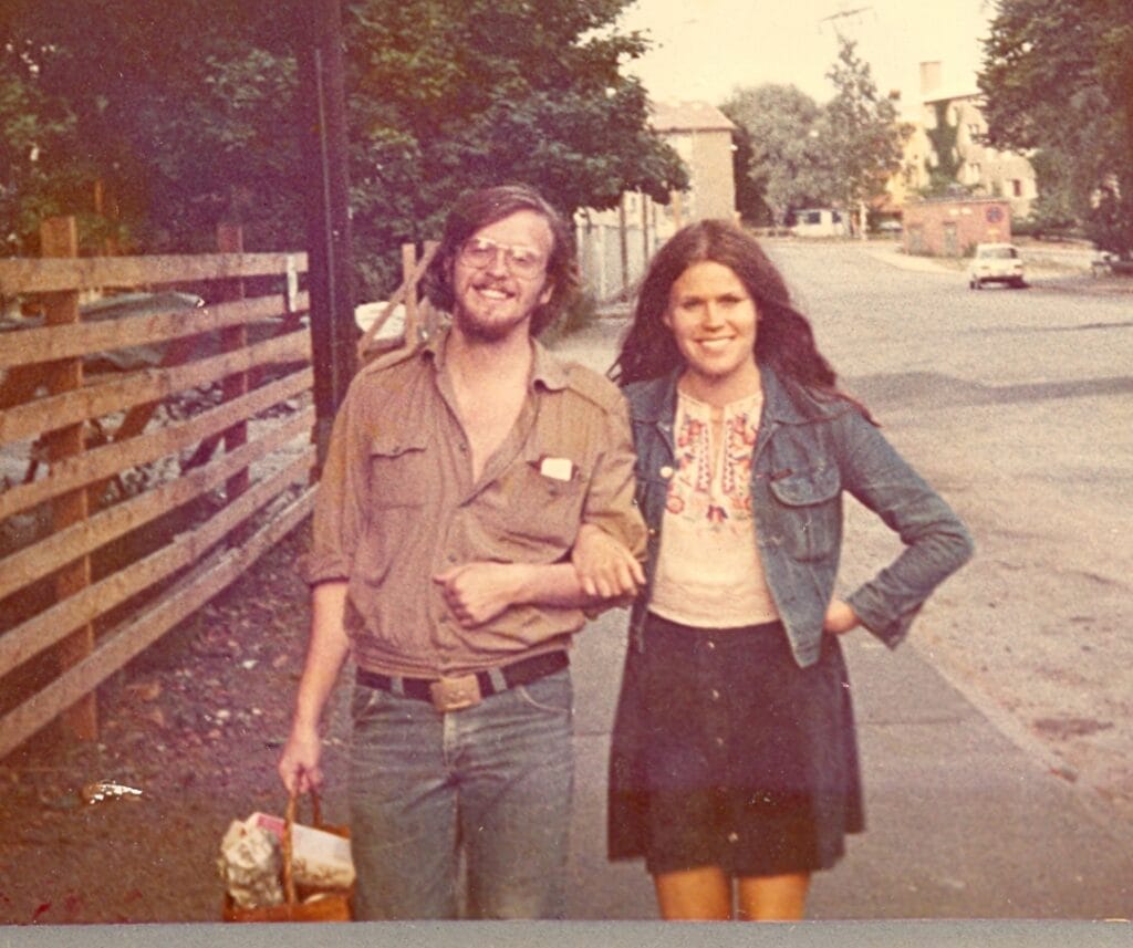 Muistatko taljankaa Sininen huivi ja huopikkaat  klassikkojen esittäjäyhtye täyttää 50 vuotta | tanssiin Fi