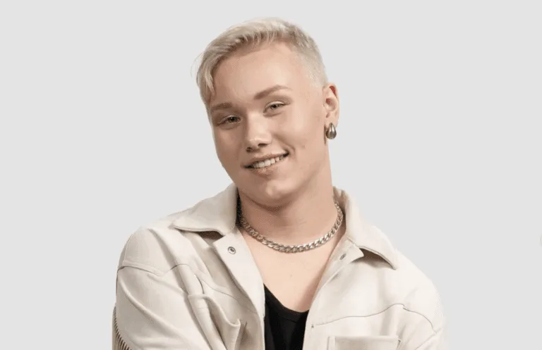 The voice of finland  voittaja oliver rosenholm täytti 18 samppanjaa ja sähköauto | tanssiin Fi
