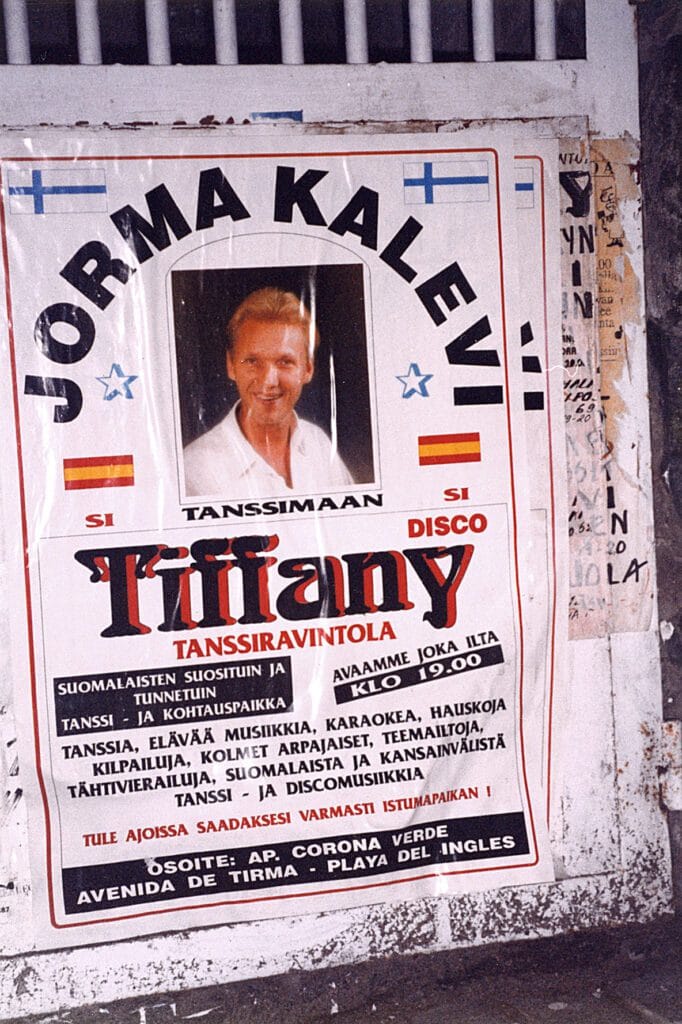 Kirja jorma kalevi poistui saattohoidosta  katseli viimeisenä iltanaan kyynelsilmin lastensa kuvia | tanssiin Fi